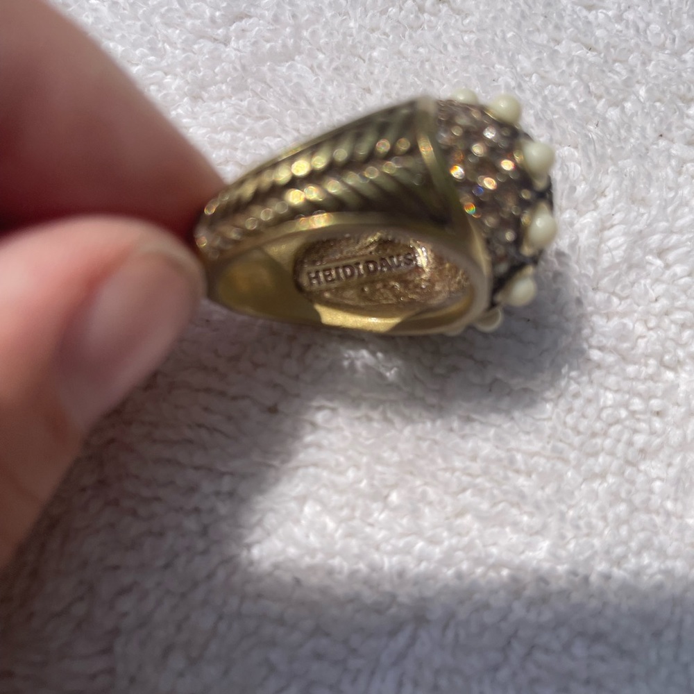 Heidi Daus White Statement Ring - image 3